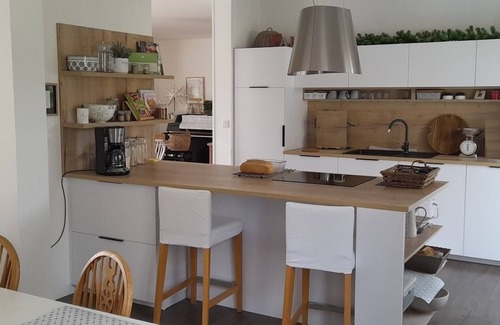 Cahors Casa | Large house 190 living space 5 bedrooms 10 people, Le Petit Versailles Cahors