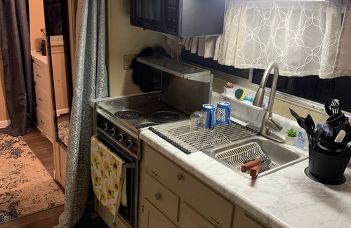 North Shore Alquiler De Eote | Large House boat located right in downtown Pittsburgh!