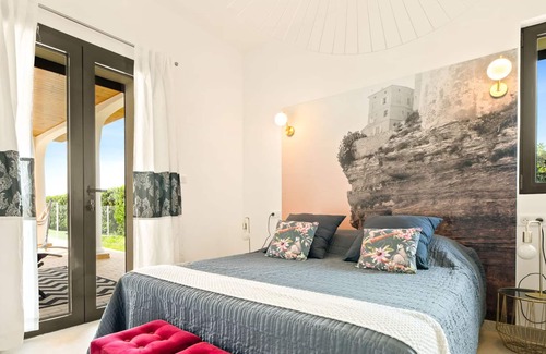 Sagone Casa | Gran casa en Córcega, vista al mar, paseo por la playa y piscina privada.