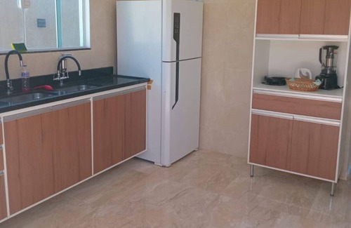 Arembepe Casa | Large house, inside a condominium with leisure infrastructure and close to the beach!