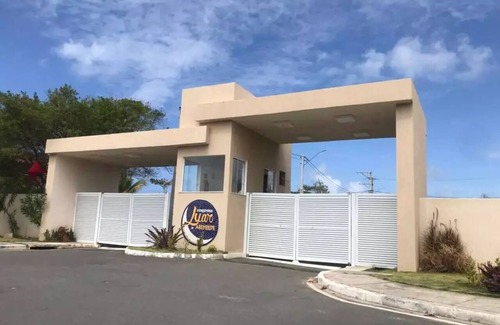 Arembepe Casa | Large house, inside a condominium with leisure infrastructure and close to the beach!