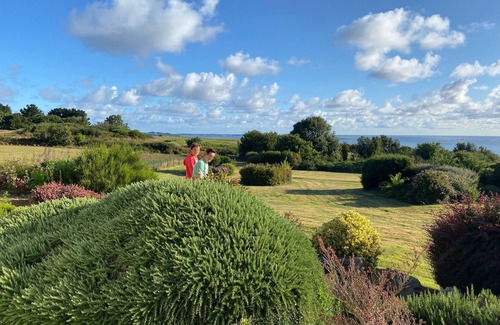 Paimpol Casa | Large house, landscaped grounds 1.1 ha, fantastic sea view, beach 600m away on foot