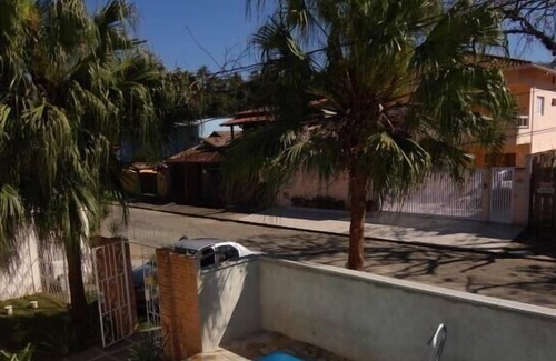 Barra Velha Casa | Casa amplia, perfecta para familias, local tranquilo y tranquilo - wi-fi fibra óptica