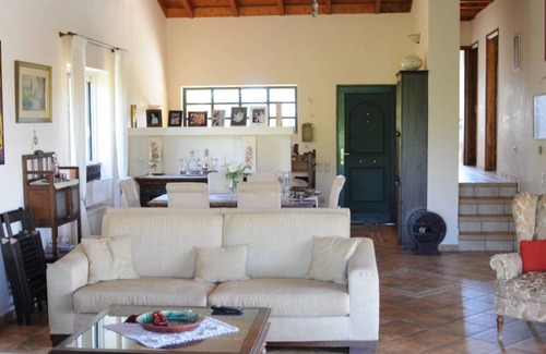 Oropos Casa | Gran casa con piscina y jardín, cerca de Atenas y la playa.