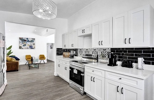 Ives Estates Casa | Large house with style and comfort.