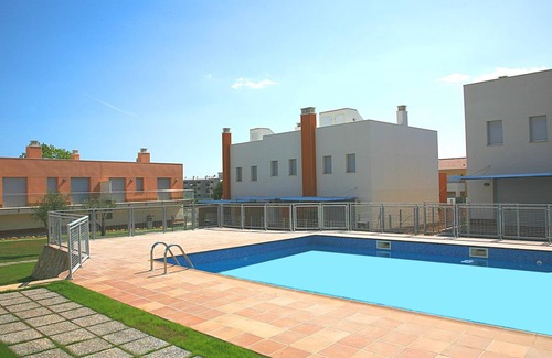 Creixell Villa | Amplias casas con terraza y piscina para 6 personas. Ref.via augusta-6