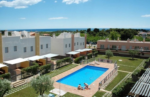 Creixell Villa | Amplias casas con terraza y piscina para 6 personas. Ref.via augusta-6