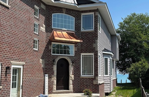 Burtchville Casa | Large Lake house on Lake Huron, 7 bedrooms, 5.5 baths, great for family retreat.