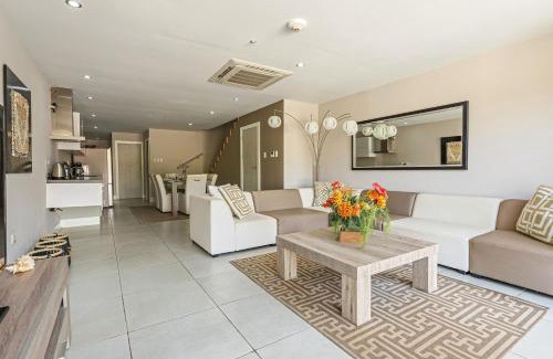 Palm Beach Apartamento | Large Luxury apartment on Palm Beach