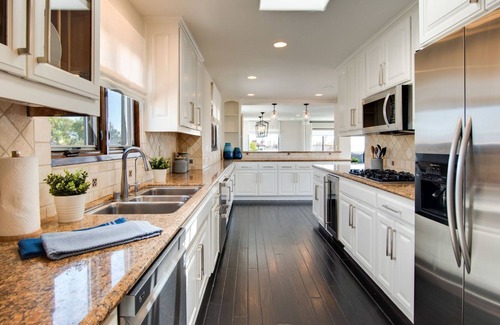 Tree Section Casa | Large Luxury Beach House w/ Hot Tub, Game Room & Decks