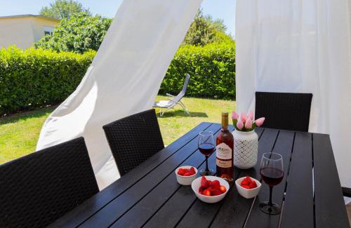 Podstrana Apartamento | Large luxury beach appartment with hot tube