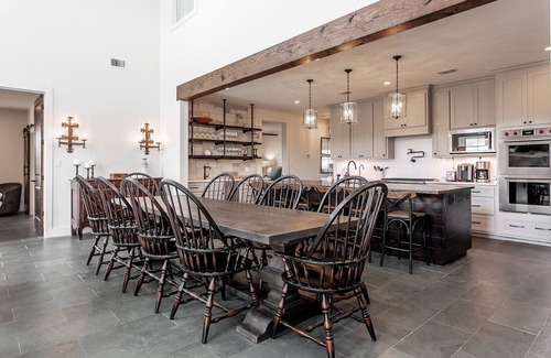 Brady Complejo | Large Luxury Ranch for Weddings and Retreats - sleeps 44