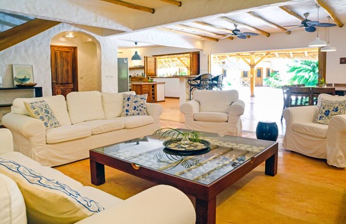 Las Terrenas Villa | Gran villa de lujo a 50 metros de la mejor playa (Playa Cosón) en una comunidad cerrada