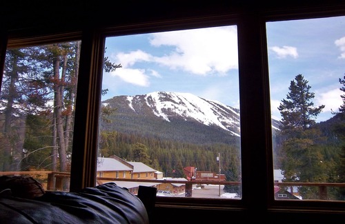 Cooke City-Silver Gate Casa | The Bear's Den- Gran casa con vista a la montaña con capacidad para 12
