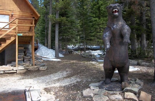 Cooke City-Silver Gate Casa | The Bear's Den- Gran casa con vista a la montaña con capacidad para 12