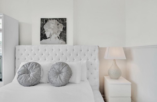 Gipsy Hill Casa | Modern Large 3 Bedrooms House Private Parking London Norwood