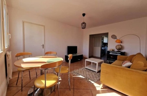 Lemasson Apartamento | Large, modern, air-conditioned T4