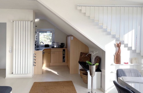 Niederzwehren Apartamento | Gran apartamento de confort moderno, 2 pers., Zona tranquila