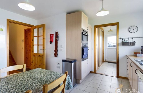 Hamnavoe Casa | Large modern house in Burra