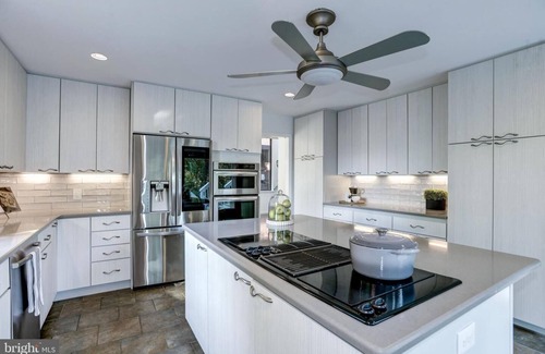 Palisades Casa | Large, Modern Single Family House - close to universities, Georgetown - in NW DC