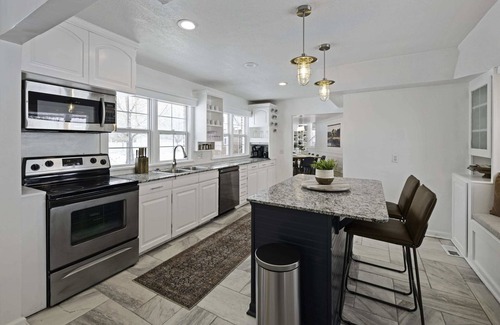 Tremonton Casa | Large Modern Traditional Home | The Yard by Stay