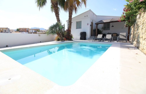 Huerta de Arriba Villa | Hermosa Villa de Lujo con Piscina