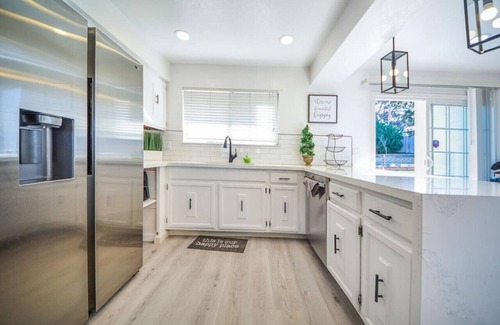 Seaside Casa | Large Monterey Bay house