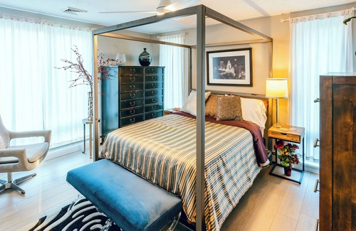 Saunderstown Casa | Large Narragansett Ranch that’s been completely renovated as a modern showpiece