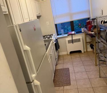 Foxhall Village Apartamento | Large one bedroom apartment
