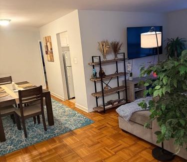 Foxhall Village Apartamento | Large one bedroom apartment