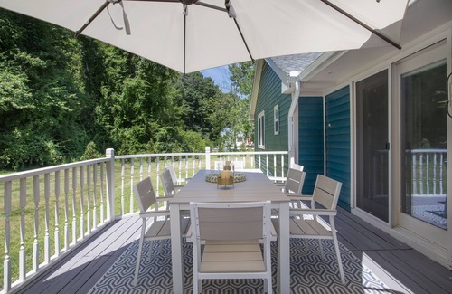 Copake Casa | Large Pool + New spacious 4 BR home - walk to Gym, Tennis & Boating on Lake!