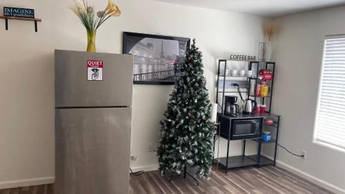 West Sacramento Casa | Large Private Room near Downtown Sac & Airport