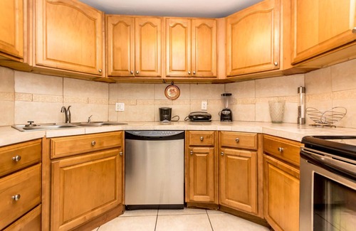 Galt Mile Complejo | Ocean Manor Hotel - Frente a la playa - Amueblado Suite - Sleeps 8+