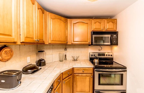 Galt Mile Complejo | Ocean Manor Hotel - Frente a la playa - Amueblado Suite - Sleeps 8+