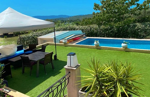 Le Plan-de-Grasse Villa | Large Provencal Villa w/ pool & A/C in Grasse - near beaches of French Riviera