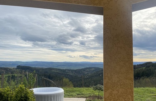 Auzon Communaute Casa | Large recent house with view