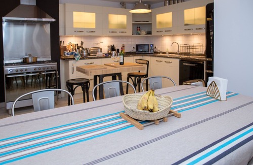 Bidart Villa | Amplia villa vasca renovada a 100 metros de la playa de Parlementia