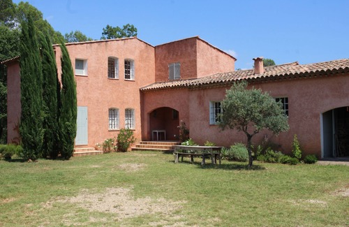 Entrecasteaux Villa | Gran casa provenzal en 1 ha en el campo con piscina, piscina tranquila