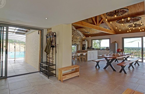 Sail-les-Bains Cabaña | Gran casa renovada con piscina climatizada, sala de juegos, para 14 personas en Sail-les-Bains
