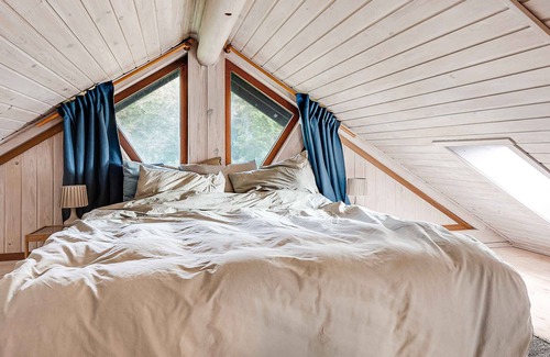 Kalundborg Casa | Large, renovated log house at Røsnæs