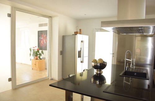 Guerrevieille Villa | Gran propiedad renovada con vista al mar, piscina cubierta, playas a 50 metros