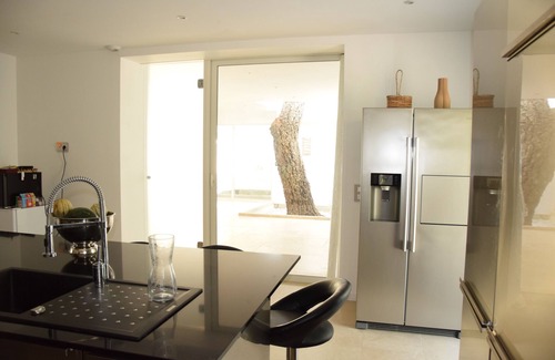 Guerrevieille Villa | Gran propiedad renovada con vista al mar, piscina cubierta, playas a 50 metros