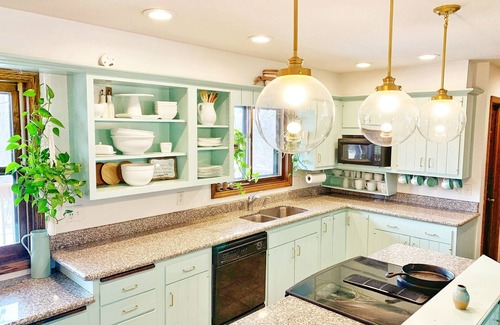 Mendota Heights Casa | Grandes minutos de retiro de Downtowns, Mall of America y el aeropuerto
