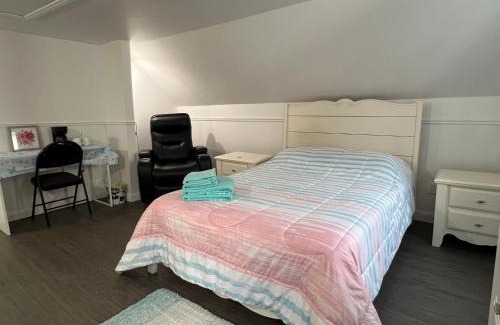 Rimouski-Neigette Casa | Large room in private home