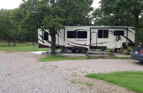 Kingston Casa | Large RV by Lake Texoma, Choctaw, and West Bay Casino
