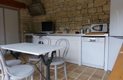 Saignon Casa | Gran estudio con piscina en un nido verde en el corazón del Luberon.