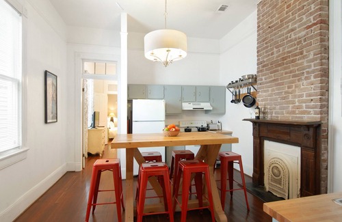 West Riverside Casa | Doble grande en una ubicación perfecta en la zona residencial cerca de Magazine y State St.