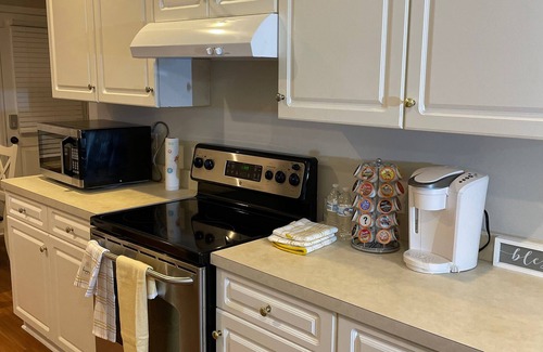 Savannah Casa | Large Southern Style home with lots of parking