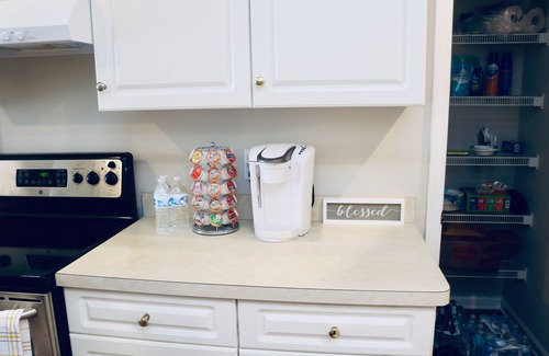 Savannah Casa | Large Southern Style home with lots of parking