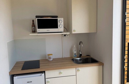 L'Etang-Sale Casa | Large studio in Etang-Salé, quiet location with sea view!